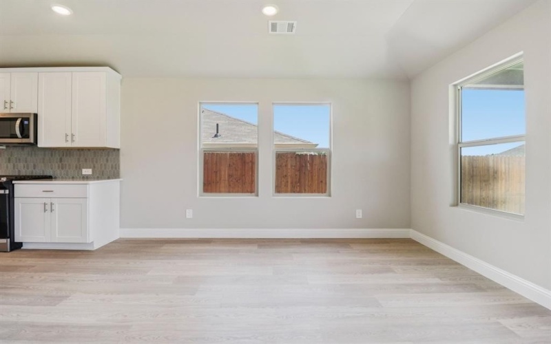 463 Yellowstar Lane, Lavon, TX 75166, 4 Bedrooms Bedrooms, ,3 BathroomsBathrooms,Residential,For Sale,463 Yellowstar Lane,20985338