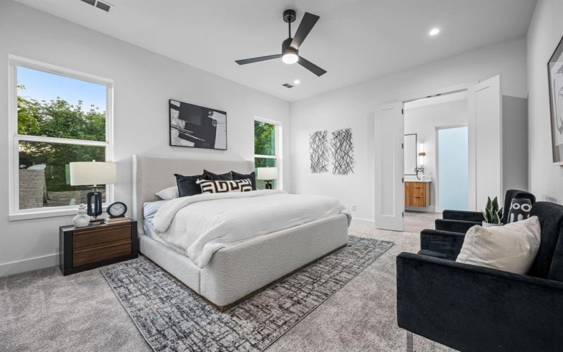 1012 Grandview Avenue, Dallas, TX 75223, 3 Habitaciones Habitaciones , ,2 BañosBaños,Residential,En Venta,1012 Grandview Avenue,20986311