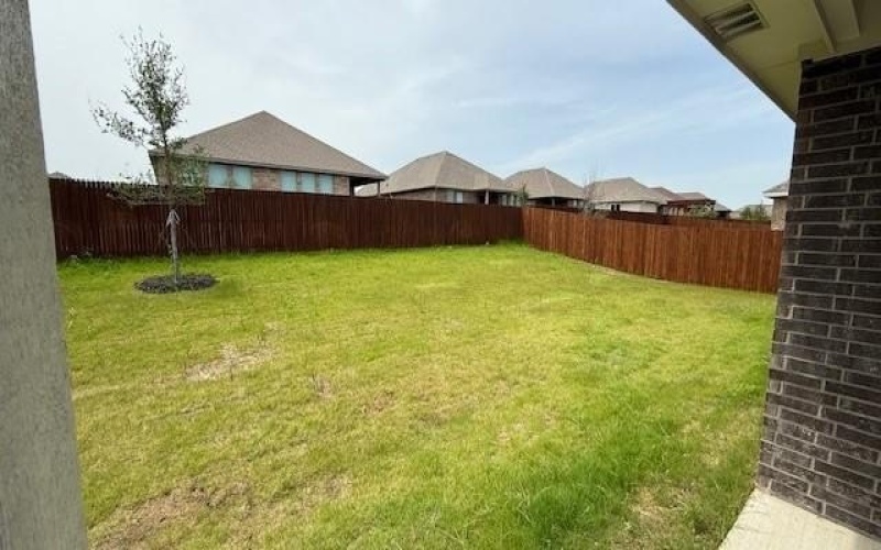 1924 PREAKNESS Drive, Granbury, TX 76049, 4 Habitaciones Habitaciones , ,2 BañosBaños,Residential,En Venta,1924 PREAKNESS Drive,20986769