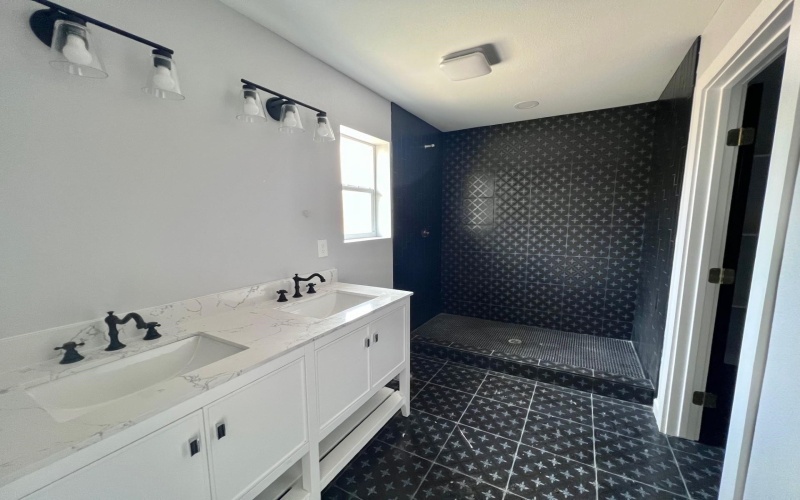 1202 Esparza, Del Rio, TX 78840, 3 Bedrooms Bedrooms, ,2 BathroomsBathrooms,Residential,For Sale,1202 Esparza,206957
