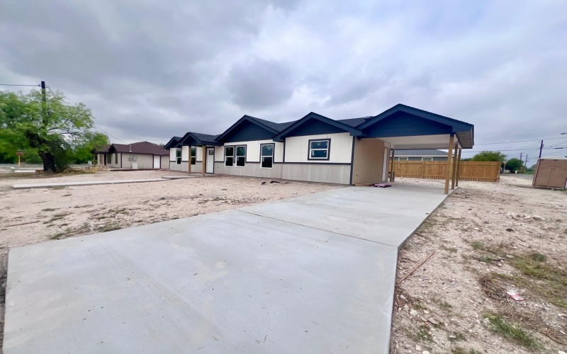 1202 Esparza, Del Rio, TX 78840, 3 Bedrooms Bedrooms, ,2 BathroomsBathrooms,Residential,For Sale,1202 Esparza,206957