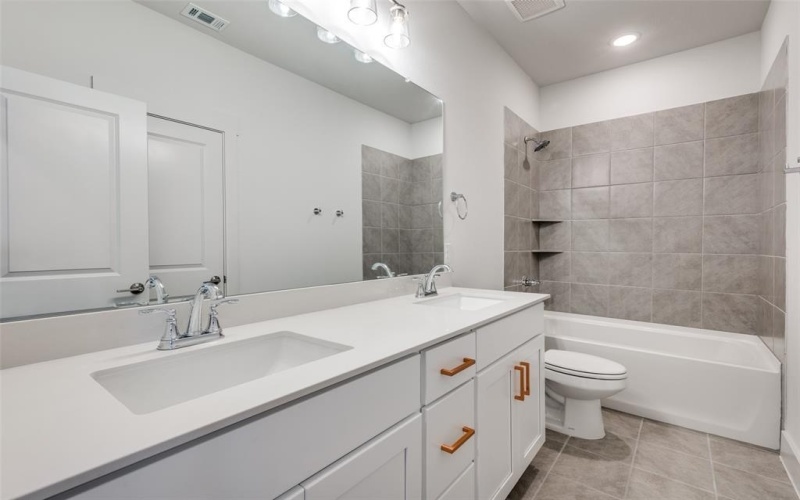 4553 Lamplights Drive, Prosper, TX 75078, 3 Bedrooms Bedrooms, ,2 BathroomsBathrooms,Residential,For Sale,4553 Lamplights Drive,20987303