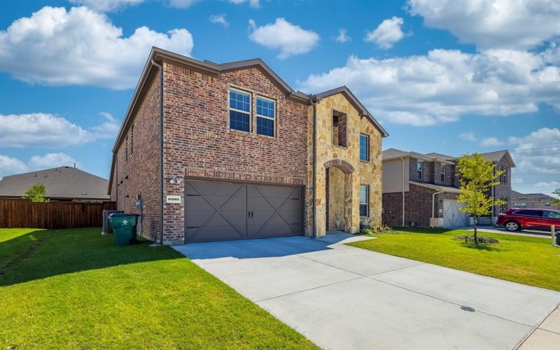 6209 Shaw Court, Aubrey, TX 76227, 4 Habitaciones Habitaciones , ,3 BañosBaños,Residential,En Venta,6209 Shaw Court,20988011