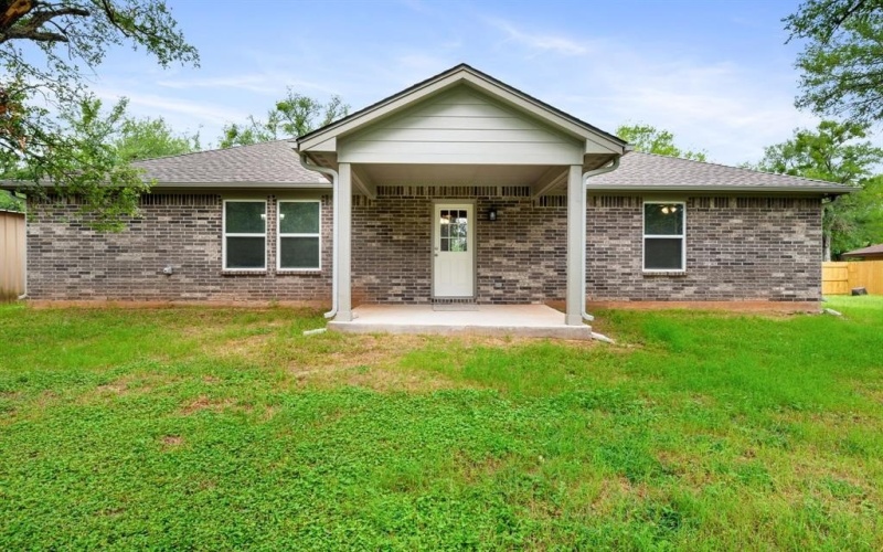 602 Cedar Street, Mineral Wells, TX 76067, 3 Bedrooms Bedrooms, ,2 BathroomsBathrooms,Residential,For Sale,602 Cedar Street,20988415