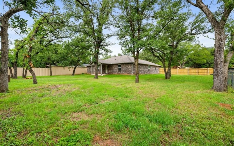 602 Cedar Street, Mineral Wells, TX 76067, 3 Bedrooms Bedrooms, ,2 BathroomsBathrooms,Residential,For Sale,602 Cedar Street,20988415
