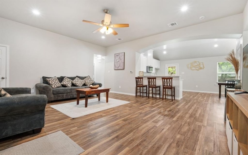 602 Cedar Street, Mineral Wells, TX 76067, 3 Bedrooms Bedrooms, ,2 BathroomsBathrooms,Residential,For Sale,602 Cedar Street,20988415