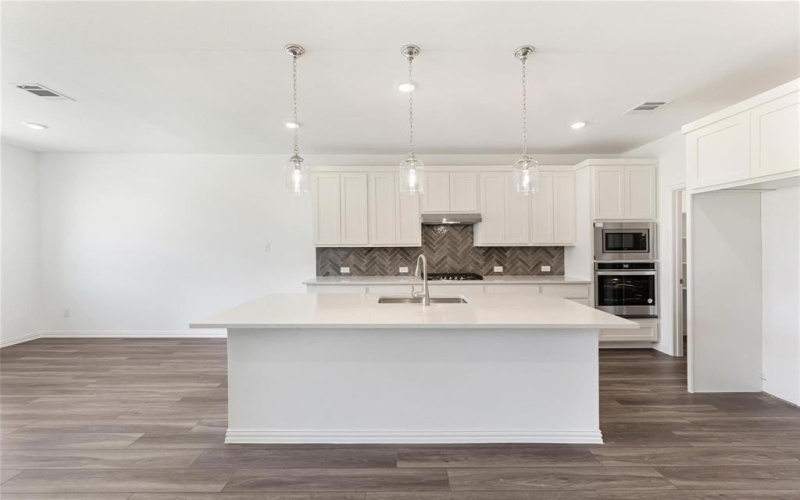 1732 Everglades Drive, Forney, TX 75126, 4 Bedrooms Bedrooms, ,3 BathroomsBathrooms,Residential,For Sale,1732 Everglades Drive,20988455