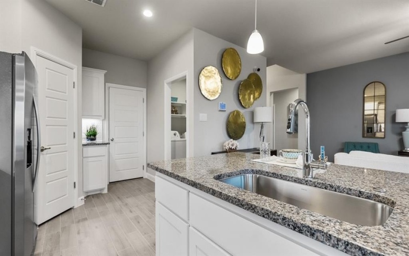 537 PICKETT CREEK Drive, Fort Worth, TX 76008, 4 Habitaciones Habitaciones , ,2 BañosBaños,Residential,En Venta,537 PICKETT CREEK Drive,20988710