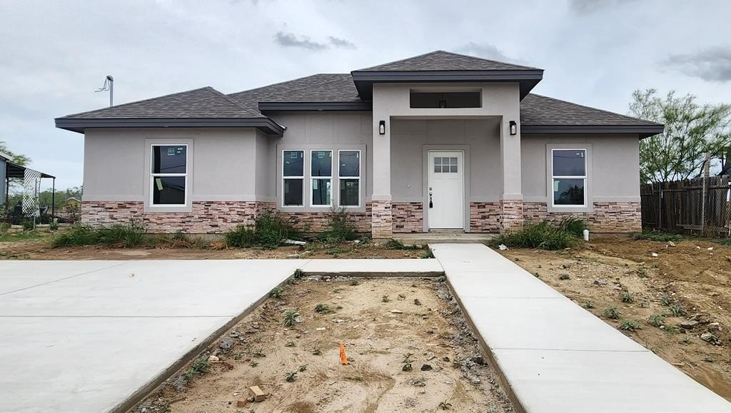 3194 Palma St., Eagle Pass, TX 78852, 3 Bedrooms Bedrooms, ,2 BathroomsBathrooms,Residential,For Sale,3194 Palma St.,77942