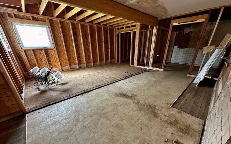 106 N Donald Street, Seymour, TX 76380, 3 Bedrooms Bedrooms, ,2 BathroomsBathrooms,Residential,For Sale,106 N Donald Street,20989230
