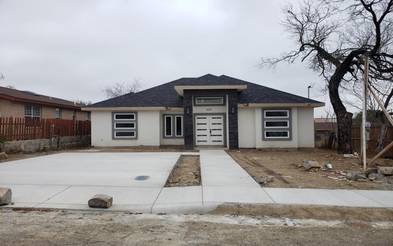 685 TRINITY STREET, Eagle Pass, TX 78852, 3 Bedrooms Bedrooms, ,2 BathroomsBathrooms,Residential,For Sale,685 TRINITY STREET,78008