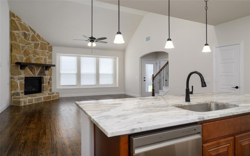 14779 Elion Court, Pilot Point, TX 75009, 4 Bedrooms Bedrooms, ,3 BathroomsBathrooms,Residential,For Sale,14779 Elion Court,20989281