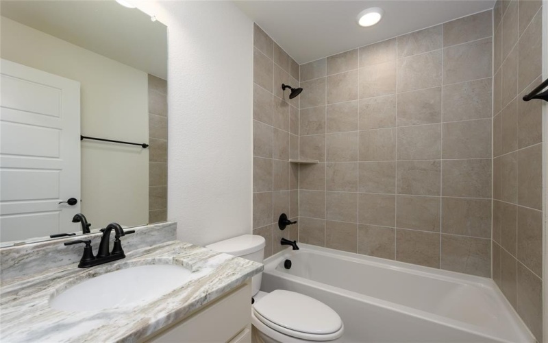 14779 Elion Court, Pilot Point, TX 75009, 4 Bedrooms Bedrooms, ,3 BathroomsBathrooms,Residential,For Sale,14779 Elion Court,20989281