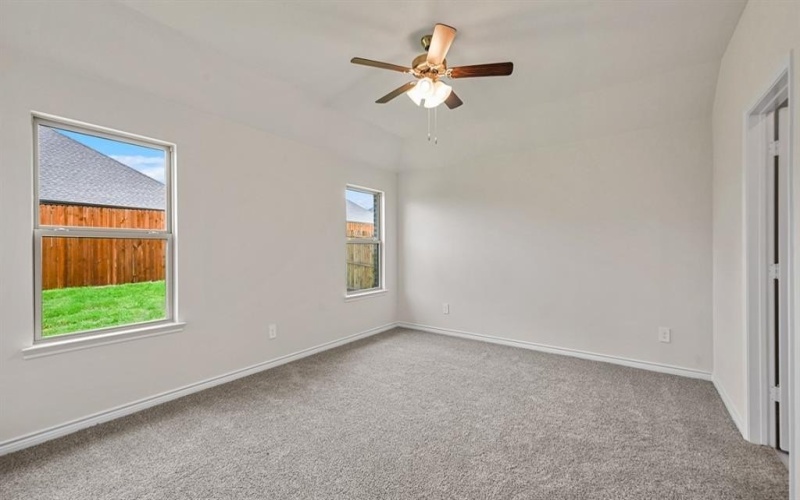 7058 Birdwatch Drive, Garland, TX 75043, 4 Bedrooms Bedrooms, ,2 BathroomsBathrooms,Residential,For Sale,7058 Birdwatch Drive,20989398