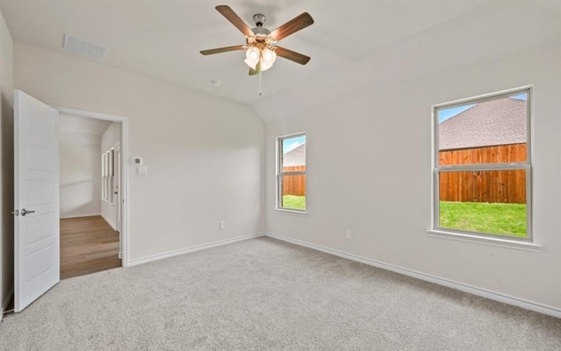 7058 Birdwatch Drive, Garland, TX 75043, 4 Bedrooms Bedrooms, ,2 BathroomsBathrooms,Residential,For Sale,7058 Birdwatch Drive,20989398