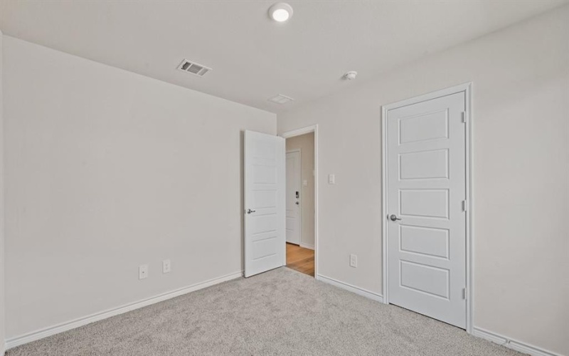 7058 Birdwatch Drive, Garland, TX 75043, 4 Bedrooms Bedrooms, ,2 BathroomsBathrooms,Residential,For Sale,7058 Birdwatch Drive,20989398