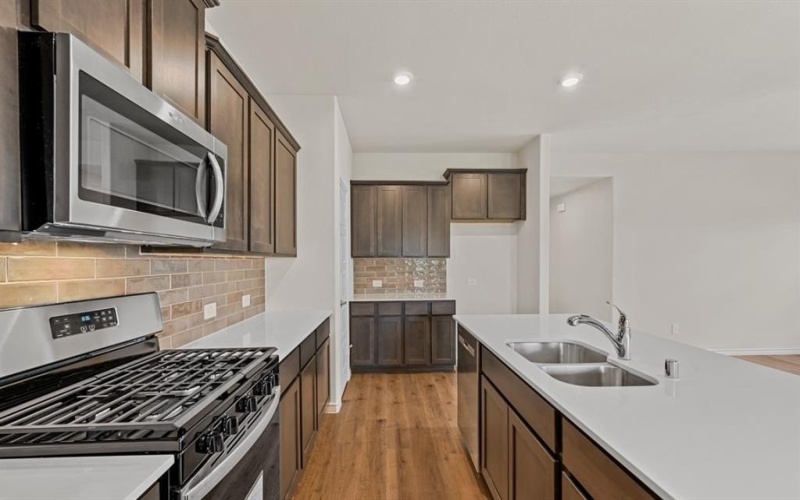 7058 Birdwatch Drive, Garland, TX 75043, 4 Bedrooms Bedrooms, ,2 BathroomsBathrooms,Residential,For Sale,7058 Birdwatch Drive,20989398