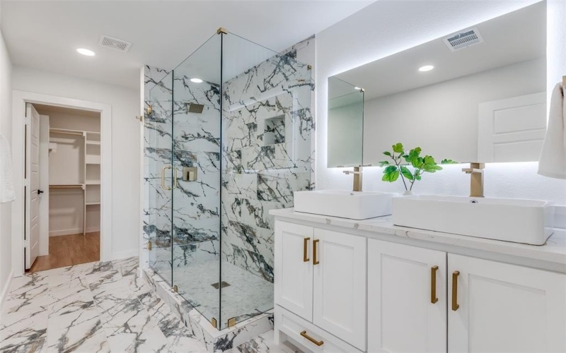 2321 Budd Street, Dallas, TX 75215, 4 Bedrooms Bedrooms, ,3 BathroomsBathrooms,Residential,For Sale,2321 Budd Street,20989430