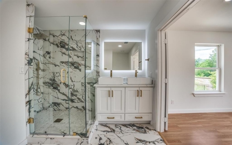 2321 Budd Street, Dallas, TX 75215, 4 Bedrooms Bedrooms, ,3 BathroomsBathrooms,Residential,For Sale,2321 Budd Street,20989430