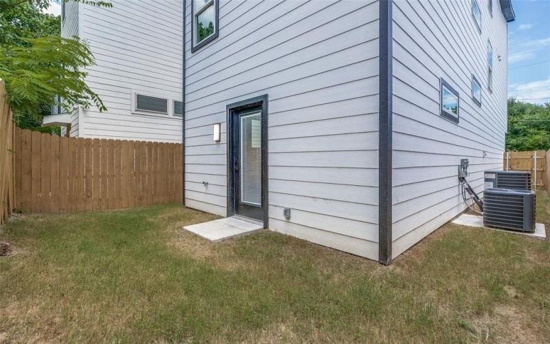2321 Budd Street, Dallas, TX 75215, 4 Bedrooms Bedrooms, ,3 BathroomsBathrooms,Residential,For Sale,2321 Budd Street,20989430