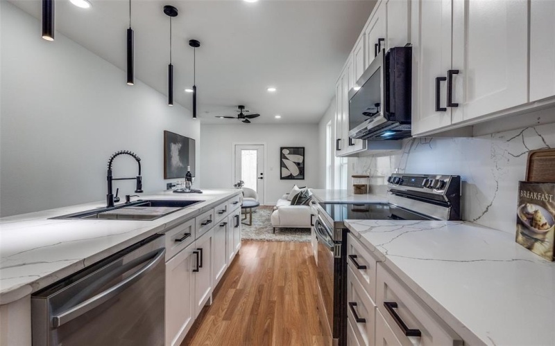 2321 Budd Street, Dallas, TX 75215, 4 Bedrooms Bedrooms, ,3 BathroomsBathrooms,Residential,For Sale,2321 Budd Street,20989430