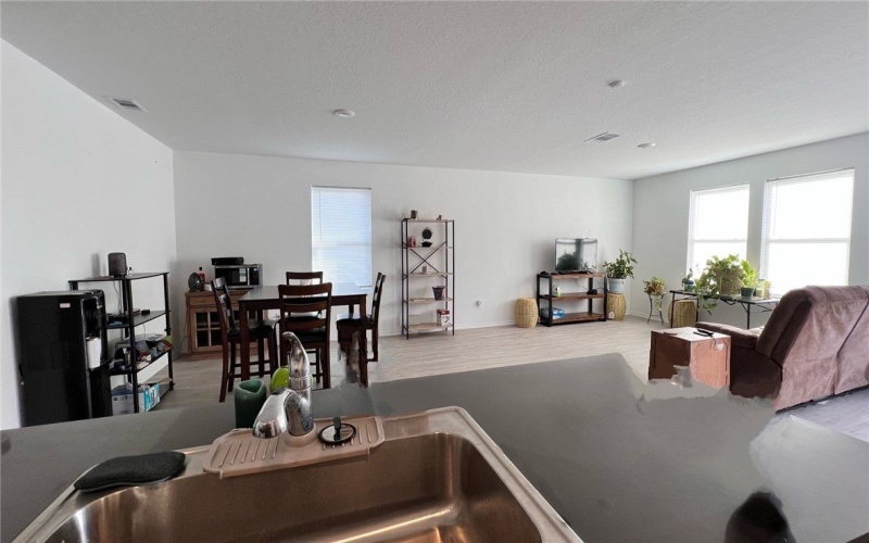 2722 Winterfell Street, Corpus Christi, TX 78415, 4 Habitaciones Habitaciones , ,2 BañosBaños,Residential,En Venta,2722 Winterfell Street,461586