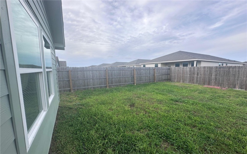 2722 Winterfell Street, Corpus Christi, TX 78415, 4 Habitaciones Habitaciones , ,2 BañosBaños,Residential,En Venta,2722 Winterfell Street,461586