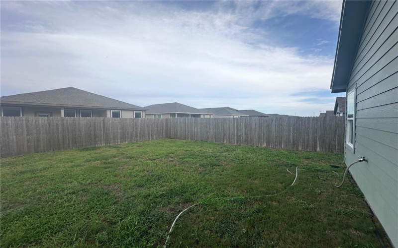 2722 Winterfell Street, Corpus Christi, TX 78415, 4 Habitaciones Habitaciones , ,2 BañosBaños,Residential,En Venta,2722 Winterfell Street,461586