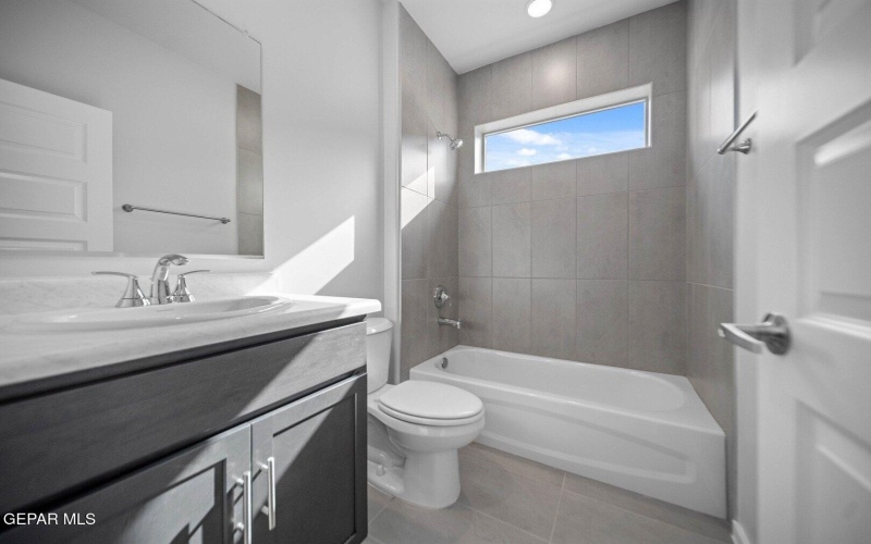 13857 Madero Avenue, El Paso, TX 79928, 3 Habitaciones Habitaciones , ,2 BañosBaños,Residential,En Venta,13857 Madero Avenue,925832