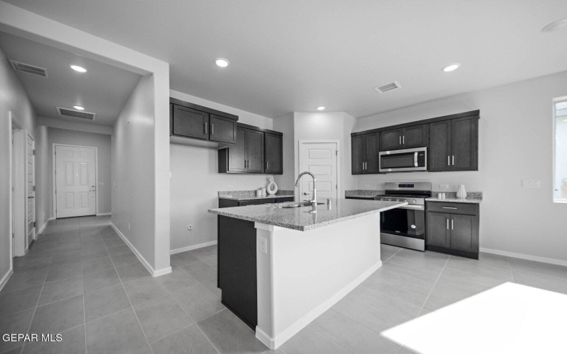 13857 Madero Avenue, El Paso, TX 79928, 3 Habitaciones Habitaciones , ,2 BañosBaños,Residential,En Venta,13857 Madero Avenue,925832