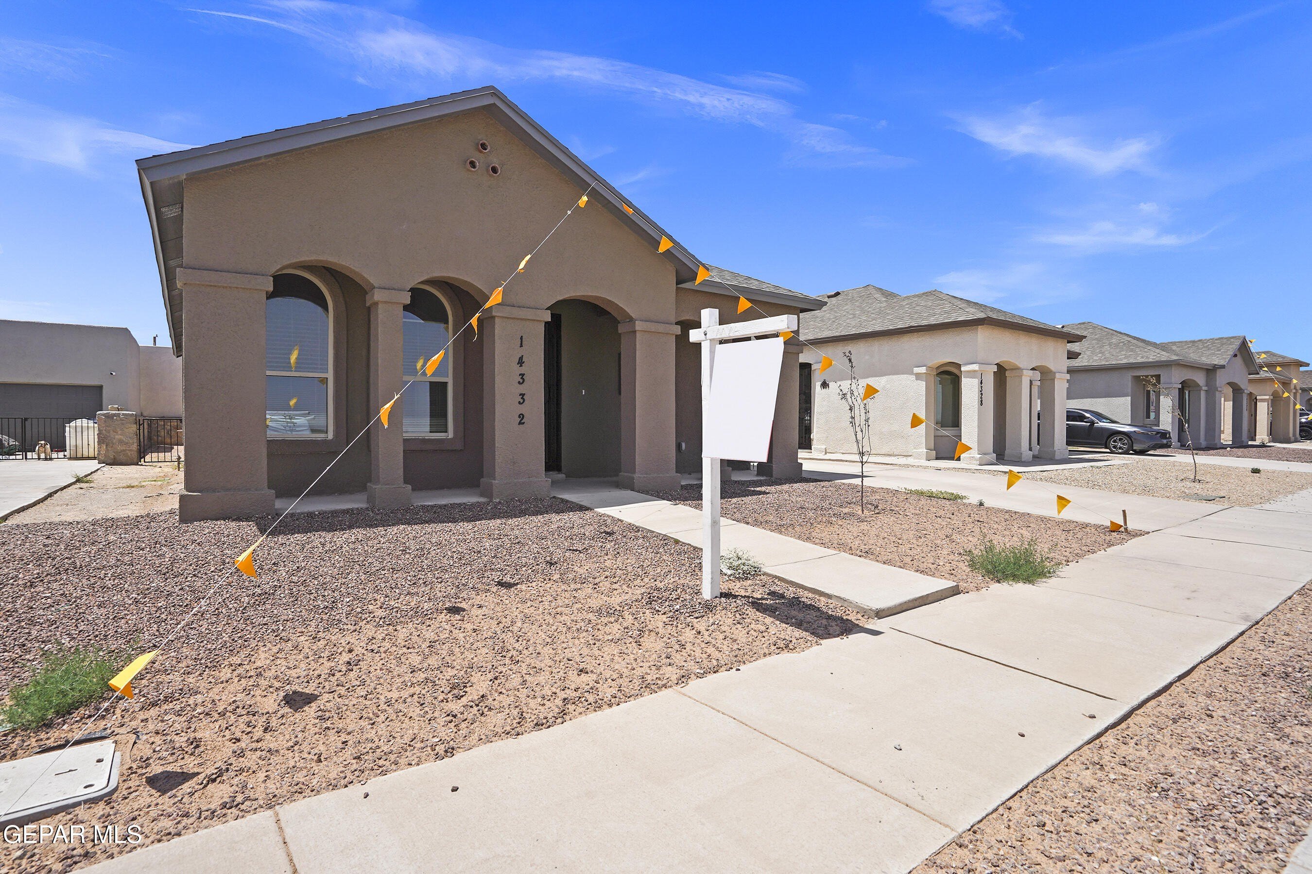 14329 Bill Lazor Parkway, Horizon City, TX 79928, 4 Habitaciones Habitaciones , ,2 BañosBaños,Residential,En Venta,14329 Bill Lazor Parkway,925833