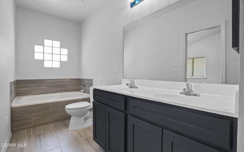 14329 Bill Lazor Parkway, Horizon City, TX 79928, 4 Habitaciones Habitaciones , ,2 BañosBaños,Residential,En Venta,14329 Bill Lazor Parkway,925833