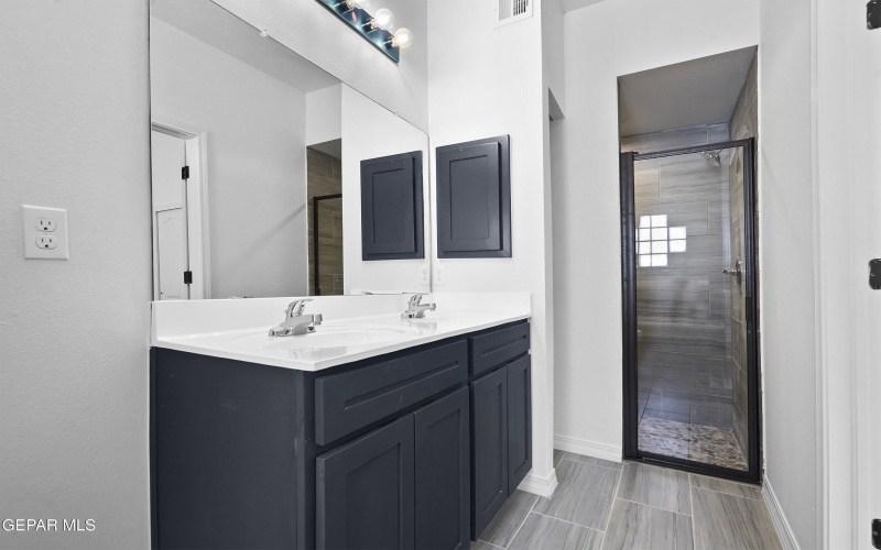14329 Bill Lazor Parkway, Horizon City, TX 79928, 4 Habitaciones Habitaciones , ,2 BañosBaños,Residential,En Venta,14329 Bill Lazor Parkway,925833