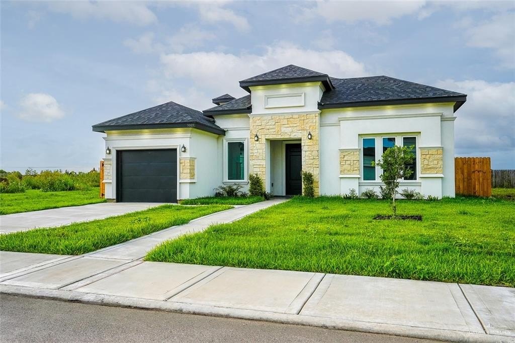 3005 E Q Avenue, Hidalgo, TX 78557, 3 Bedrooms Bedrooms, ,2 BathroomsBathrooms,Residential,For Sale,3005 E Q Avenue,0,475274