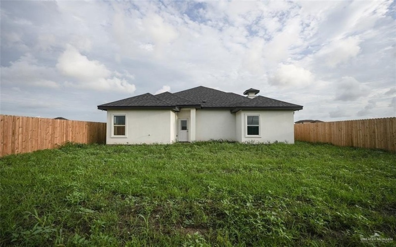 3005 E Q Avenue, Hidalgo, TX 78557, 3 Bedrooms Bedrooms, ,2 BathroomsBathrooms,Residential,For Sale,3005 E Q Avenue,0,475274