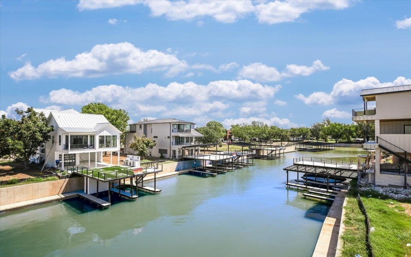 420 Lake St., Kingsland, TX 78639, 5 Bedrooms Bedrooms, ,6 BathroomsBathrooms,Residential,For Sale,420 Lake St.,0,174142