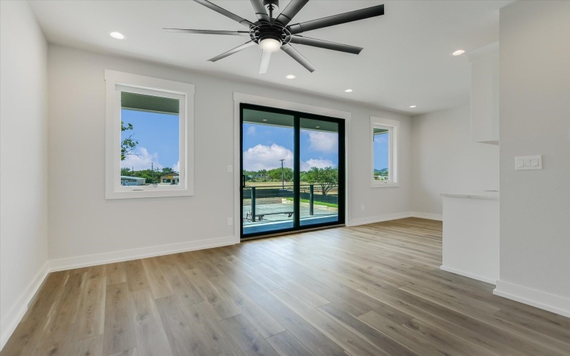 420 Lake St., Kingsland, TX 78639, 5 Bedrooms Bedrooms, ,6 BathroomsBathrooms,Residential,For Sale,420 Lake St.,0,174142
