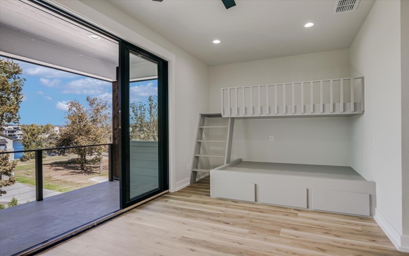 516 Lake St., Kingsland, TX 78639, 5 Habitaciones Habitaciones , ,6 BañosBaños,Residential,En Venta,516 Lake St.,0,174143