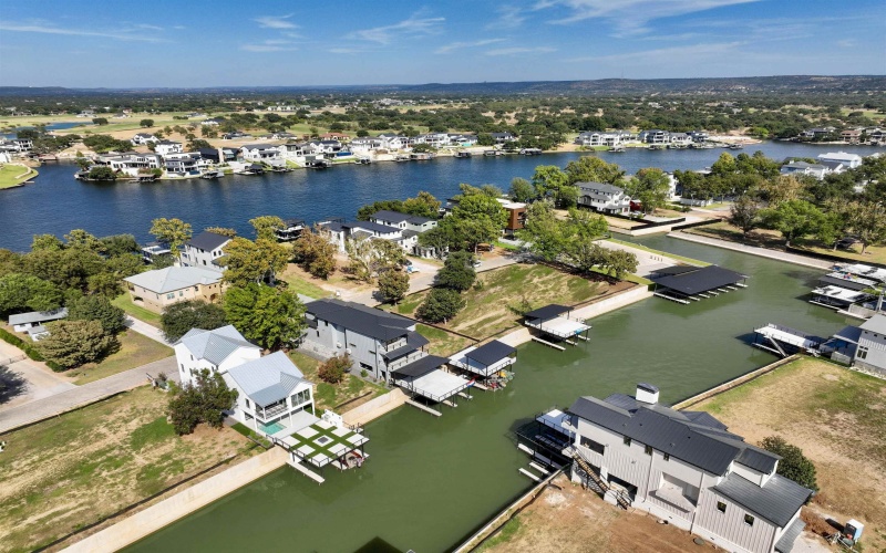 516 Lake St., Kingsland, TX 78639, 5 Habitaciones Habitaciones , ,6 BañosBaños,Residential,En Venta,516 Lake St.,0,174143