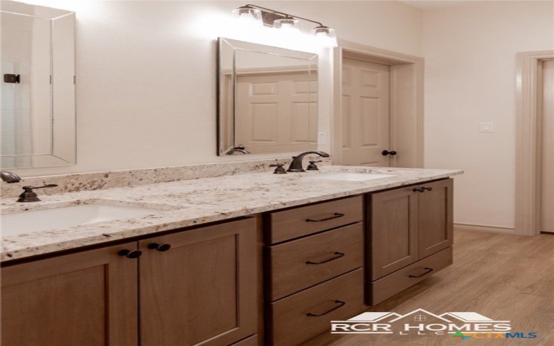 405 Turkey Lane, Victoria, TX 77905, 4 Bedrooms Bedrooms, ,2 BathroomsBathrooms,Residential,For Sale,405 Turkey Lane,585194