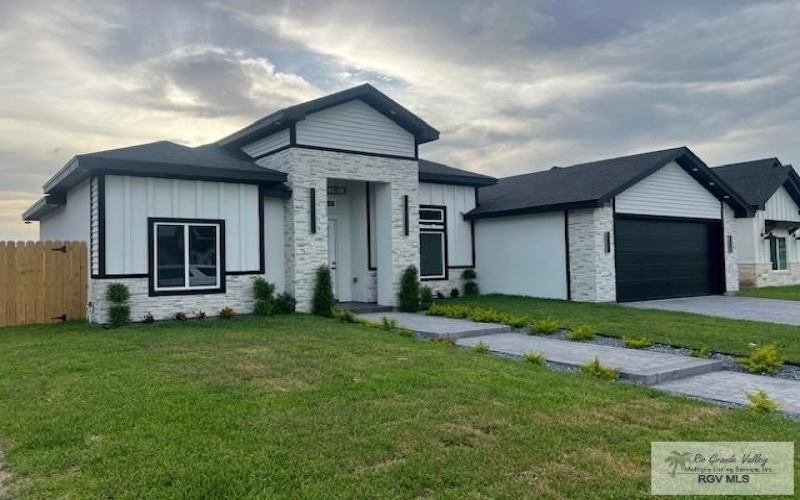 1220 MILANIA DR, LA FERIA, TX 78559, 3 Bedrooms Bedrooms, ,2 BathroomsBathrooms,Residential,For Sale,1220 MILANIA DR,29763952