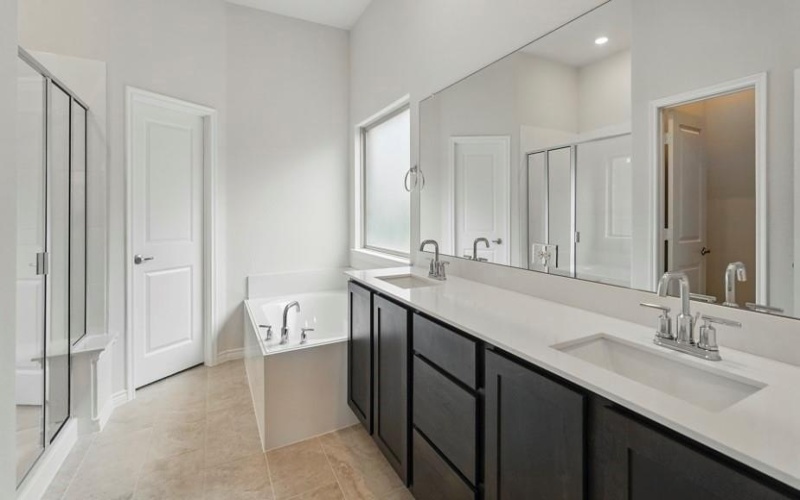 4187 Plateau Drive, Forney, TX 75126, 4 Habitaciones Habitaciones , ,3 BañosBaños,Residential,En Venta,4187 Plateau Drive,20986573