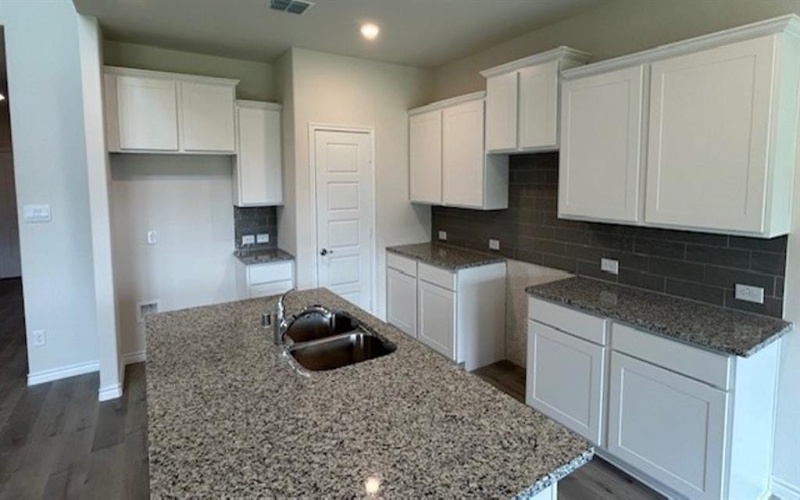 7313 Farmhouse Drive, Garland, TX 75043, 4 Bedrooms Bedrooms, ,3 BathroomsBathrooms,Residential,For Sale,7313 Farmhouse Drive,20989396