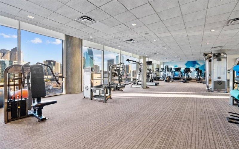 2430 Victory Park Lane #2509, Dallas, TX 75219, 3 Habitaciones Habitaciones , ,2 BañosBaños,Residential,En Venta,2430 Victory Park Lane,20989484
