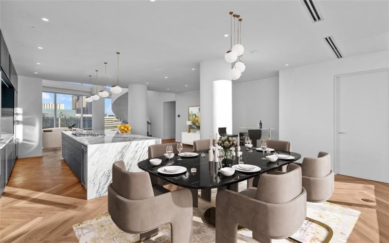 2430 Victory Park Lane #2509, Dallas, TX 75219, 3 Habitaciones Habitaciones , ,2 BañosBaños,Residential,En Venta,2430 Victory Park Lane,20989484
