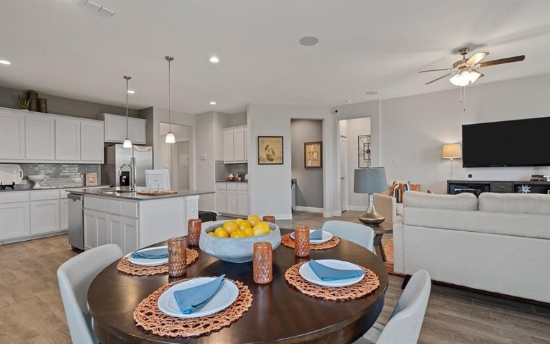 1221 Beltway BELTWAY Lane, Granbury, TX 76048, 4 Habitaciones Habitaciones , ,2 BañosBaños,Residential,En Venta,1221 Beltway BELTWAY Lane,20989789