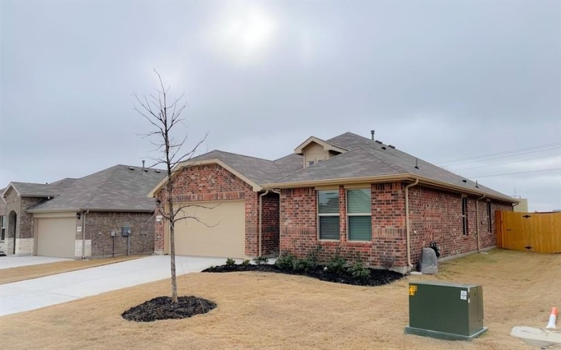 13501 GUNSMOKE Lane, Cresson, TX 76035, 5 Bedrooms Bedrooms, ,2 BathroomsBathrooms,Residential,For Sale,13501 GUNSMOKE Lane,20989804