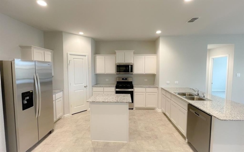 13501 GUNSMOKE Lane, Cresson, TX 76035, 5 Bedrooms Bedrooms, ,2 BathroomsBathrooms,Residential,For Sale,13501 GUNSMOKE Lane,20989804