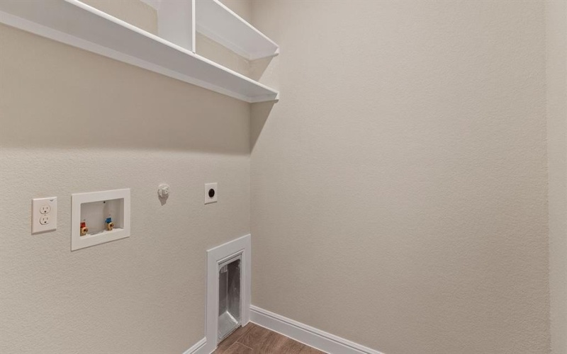 1324 BRISTOL Way, Granbury, TX 76048, 4 Bedrooms Bedrooms, ,2 BathroomsBathrooms,Residential,For Sale,1324 BRISTOL Way,20989880
