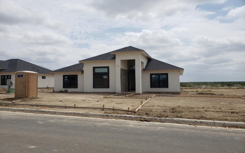 3211 ETHEL DR., Eagle Pass, TX 78852, 3 Habitaciones Habitaciones , ,2 BañosBaños,Residential,En Venta,3211 ETHEL DR.,79493